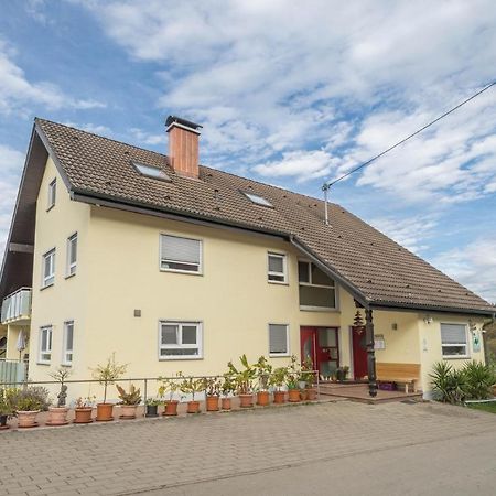 Ferienwohnung Zapfs Bauernhof Stiefmütterchen Tettnang Exterior foto