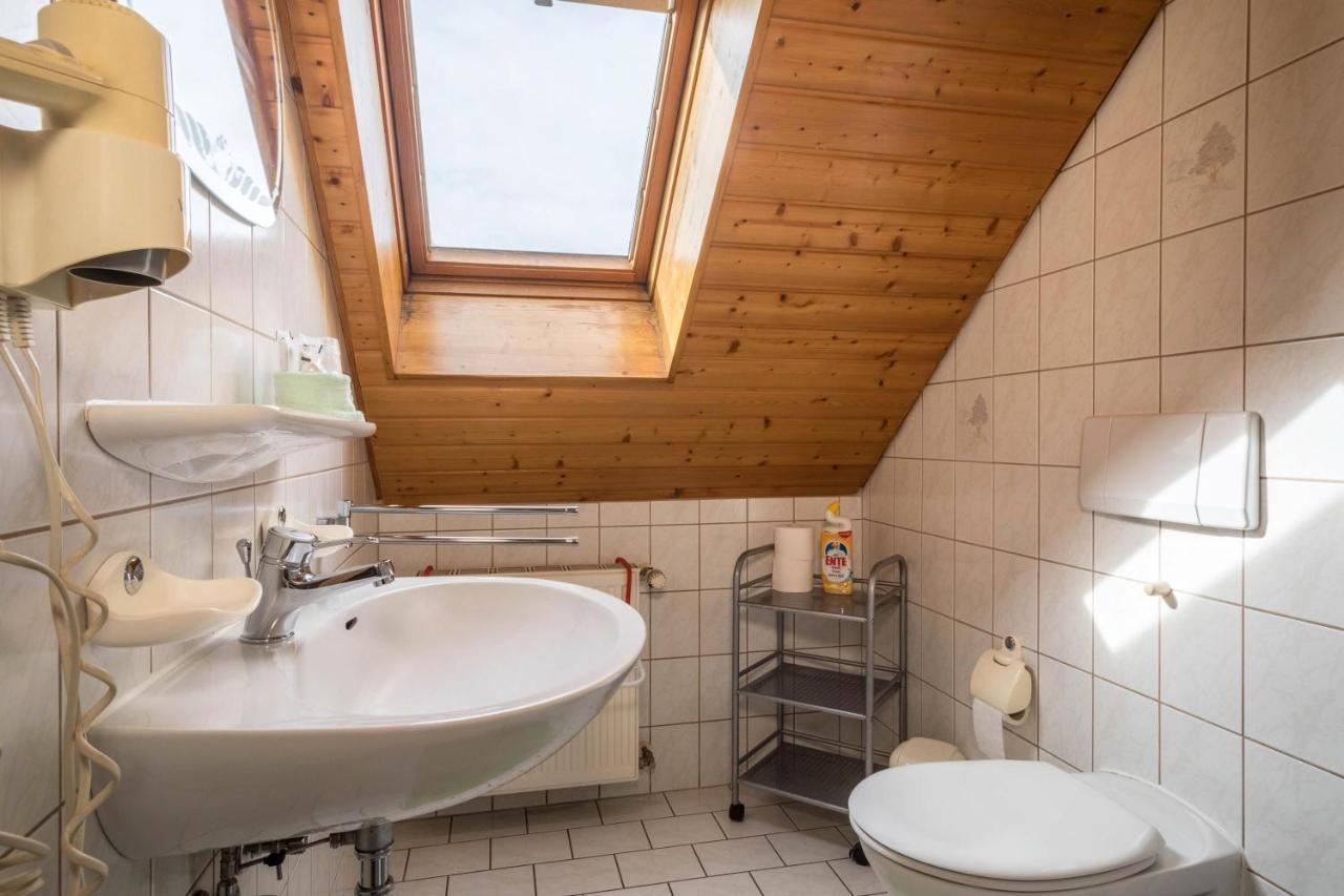 Ferienwohnung Zapfs Bauernhof Stiefmütterchen Tettnang Exterior foto